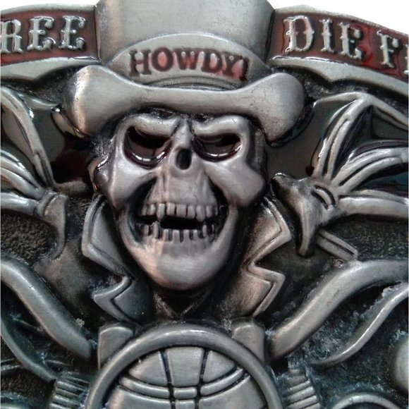 RIDE FREE DIE FREE MOTORCYCLE BELT BUCKLE - A WAY OF LIFE - SKULL - BAT WINGS ? - Picture 6 of 9